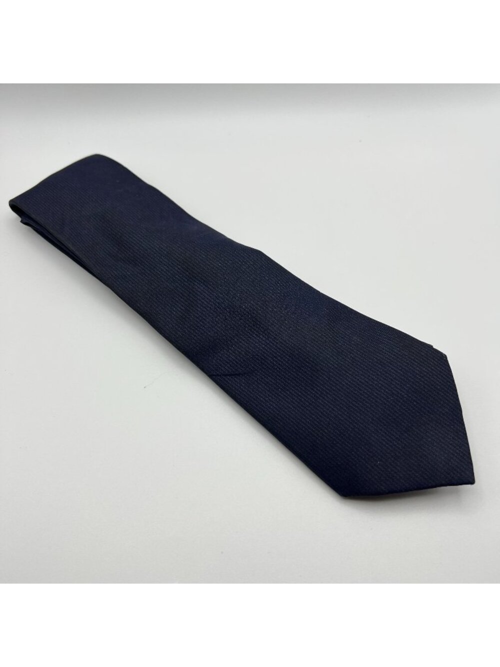 DKNY Mens Navy Blue Textured 100% Silk Tie Made In China